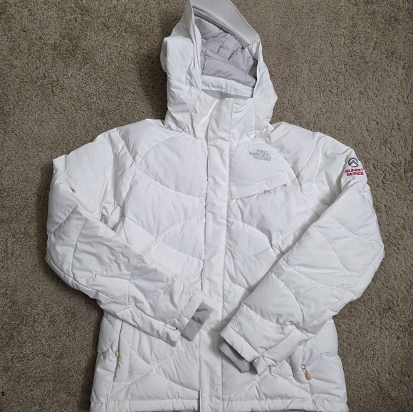 The Northface - Picture 1 of 7